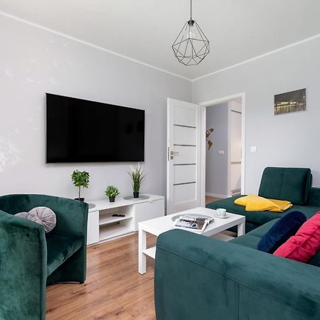 Apartments Cystersow Cracow By Noclegi Renters คราคูฟ ภายนอก รูปภาพ