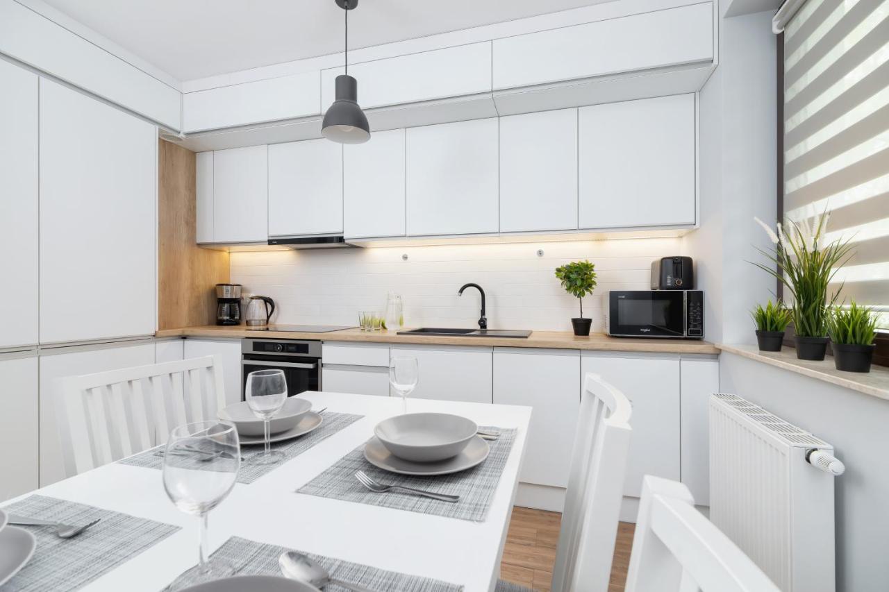 Apartments Cystersow Cracow By Noclegi Renters คราคูฟ ภายนอก รูปภาพ